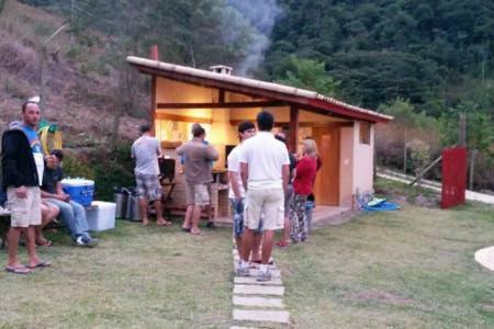 Casa Alpina Com Vista Panoramica De Lumiar Villa Нова-Фрибурго Екстериор снимка